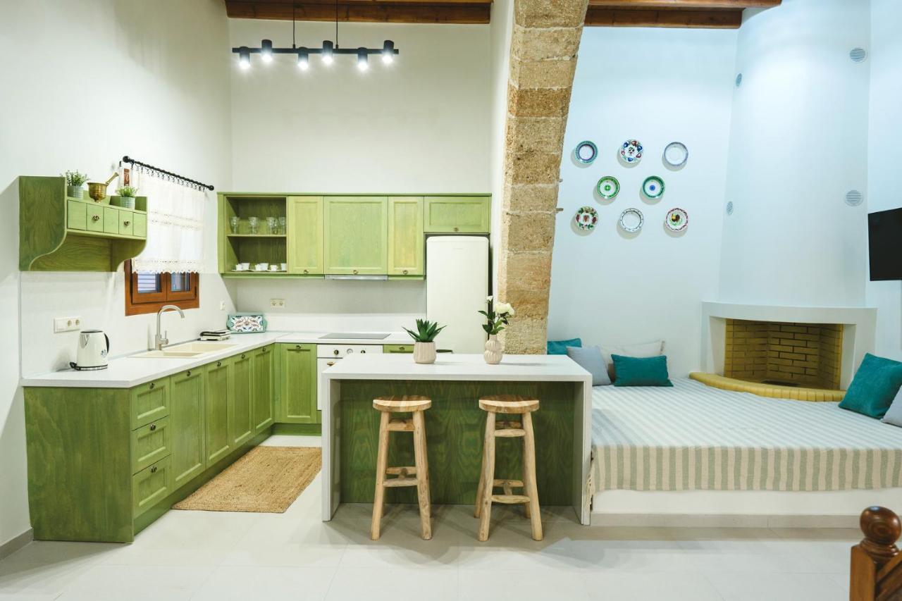 Aesthisis Sensational Accommodation Archangelos Archangelos  Luaran gambar